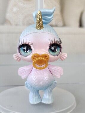 MGA Poopsie Rainbow Fantasy Friends Bubbles Fish Doll Sparkly Critters